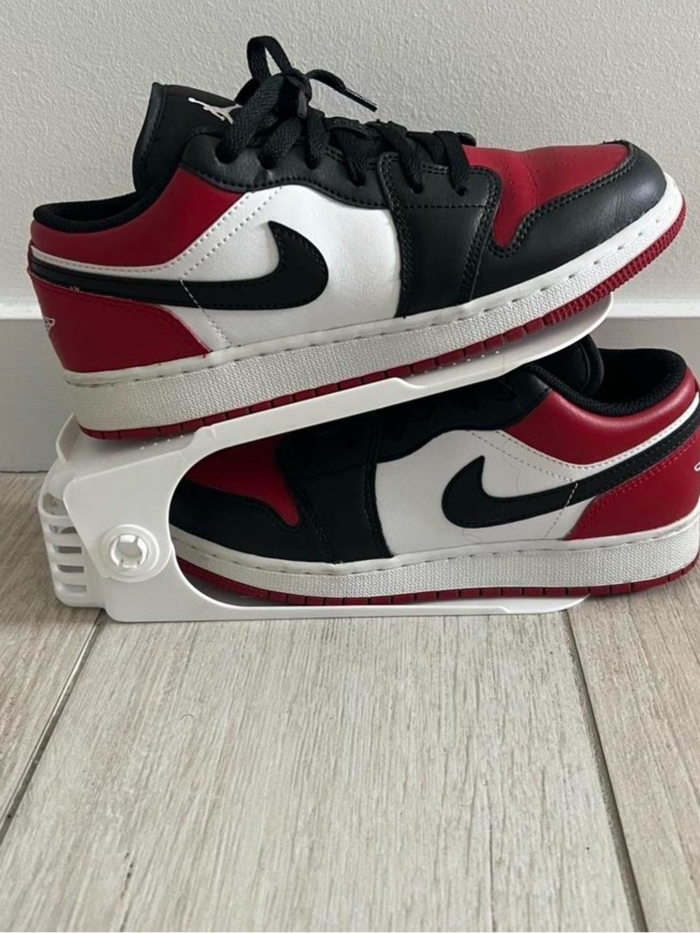 Nike Kids Low Top Sneakers - Black / White / Red